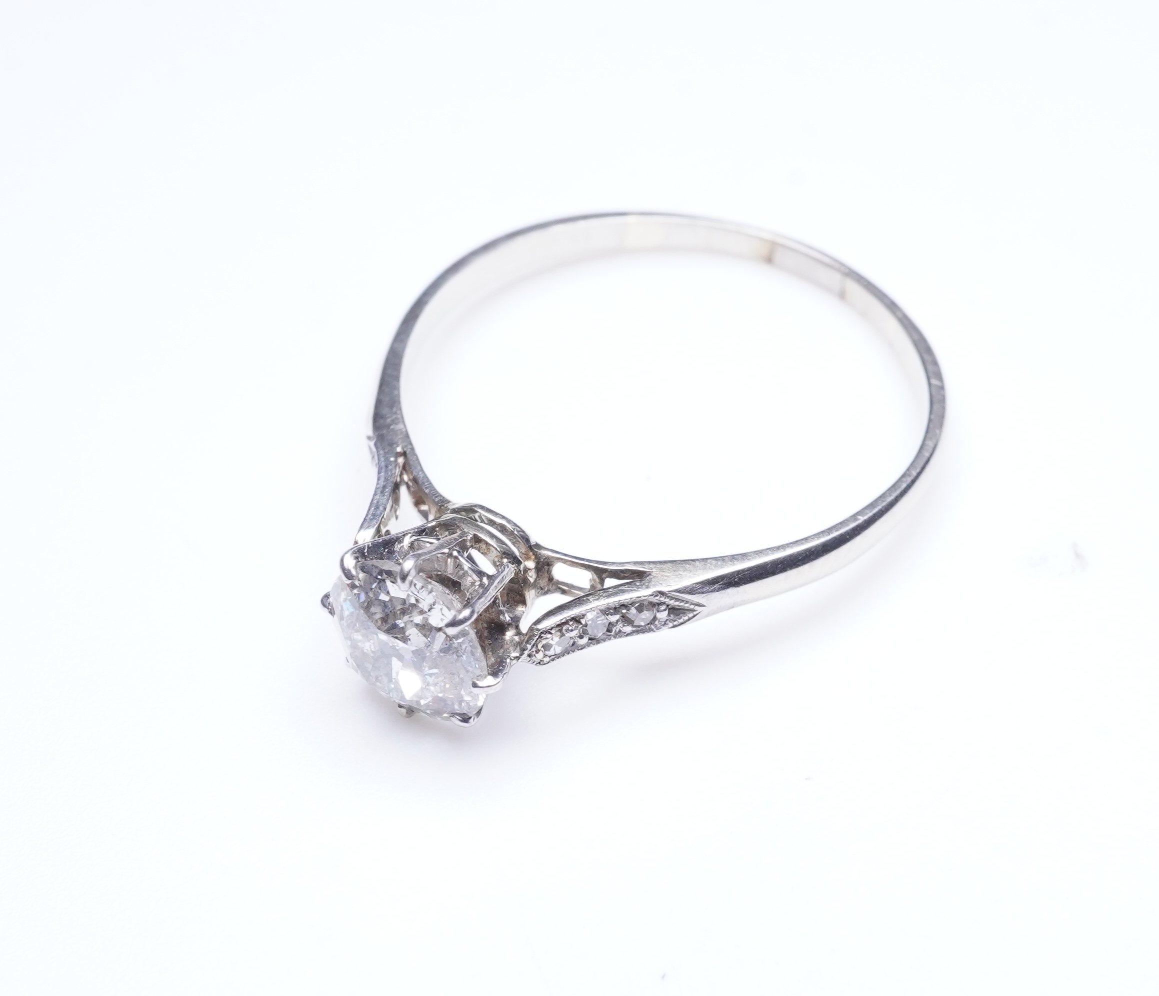 A diamond engagement ring, first half 20th century